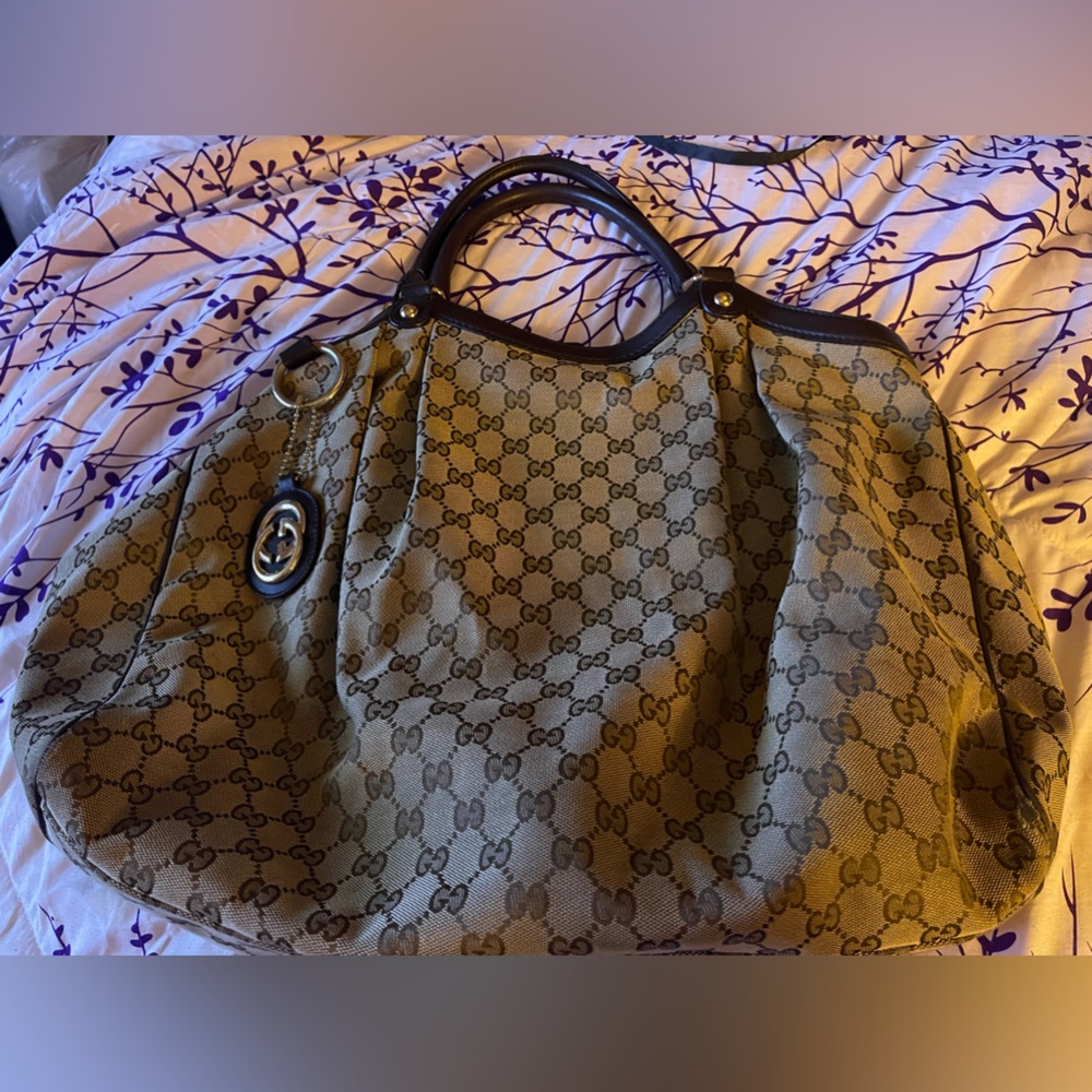 Gucci sulky tote and matching wallet